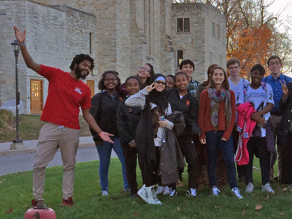 PS students pose in front of St. Olaf building