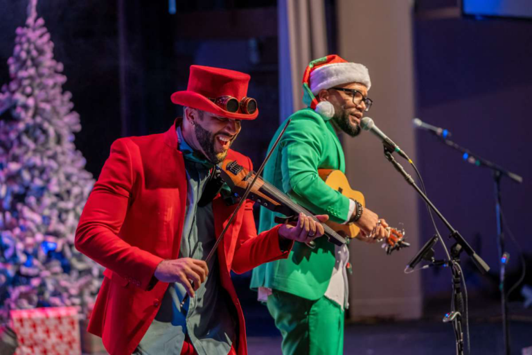 B2wins “Sounds of the Season” with the Violin Twins